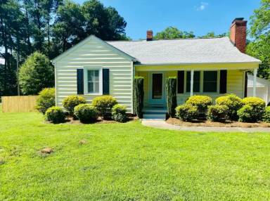 Main picture of 305 Ward St