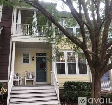 Main picture of 460 Heritage Village Ln