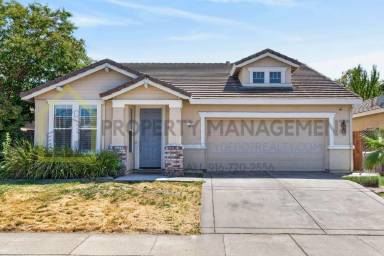 Main picture of 1570 Charm Way