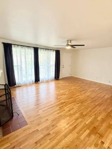 Main picture of 1004 Charlotte Ave W