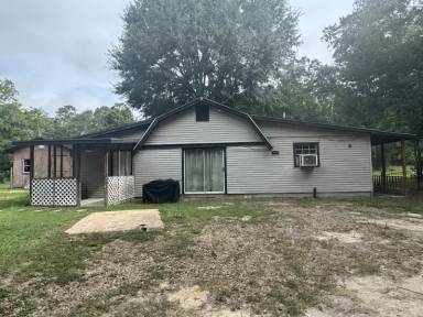 Main picture of 50 Laramie Dr