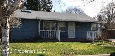 Main picture of 6415 NW McKinley Dr