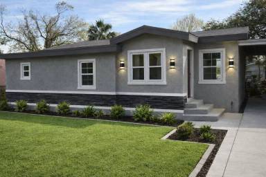 Main picture of 2715 5th Ave E