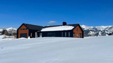 Main picture of 1144 Naya Nuki Dr