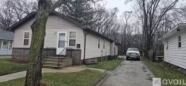 Main picture of 150 Cross St