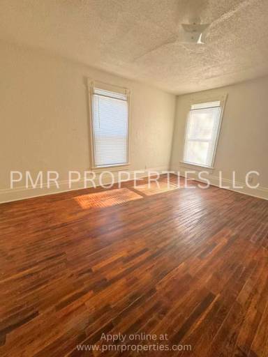 Main picture of 2739 Lafayette St