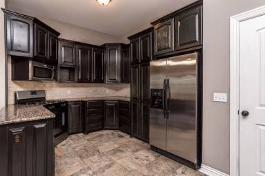 Main picture of 525 N Rupple Rd