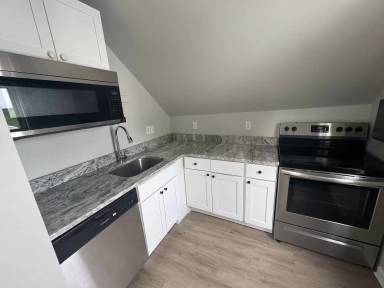 Main picture of 45 Fifth St