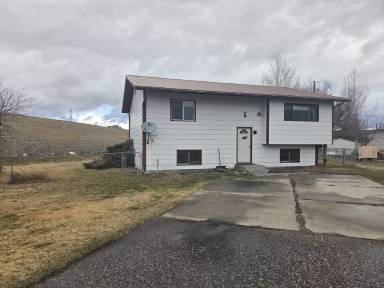 Main picture of 207 W Rosebud Ave