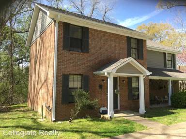Main picture of 310 Elm St