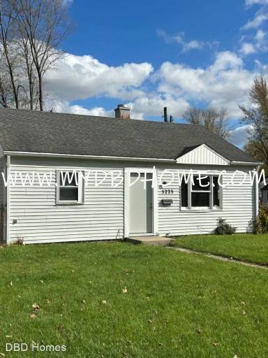 Main picture of 5225 Smith St