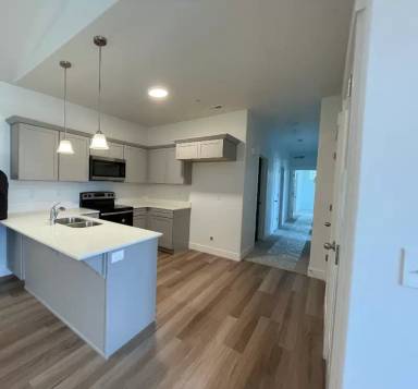 Main picture of 13483 S Commodus Dr