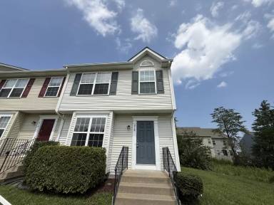 Main picture of 219 Merrill Ct