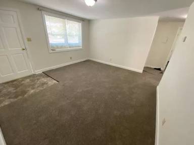 Main picture of 1115 Northwest Blvd