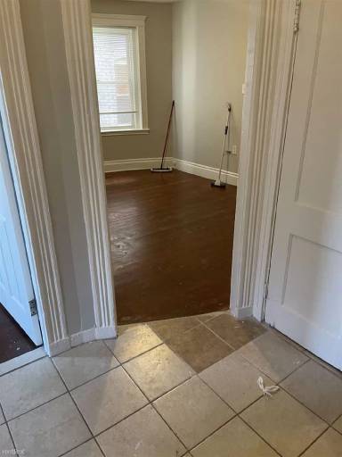 Main picture of 6 Codman Park