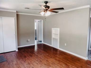 Main picture of 4921 Saratoga Rd