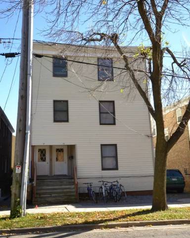 Main picture of 27 N Mills St