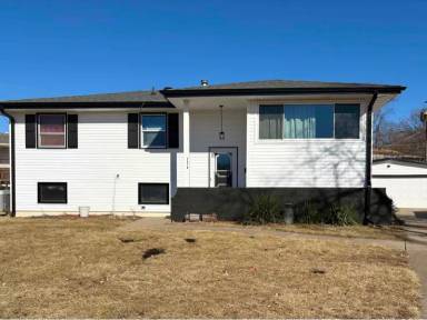 Main picture of 7518 Smokey Cir