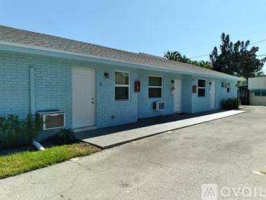 Main picture of 430 Mayflower Rd