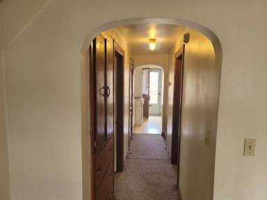Main picture of 2904 Dewitt Ave