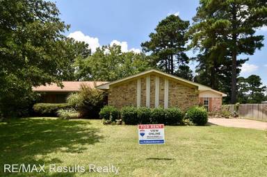 Main picture of 752 Stable Rd