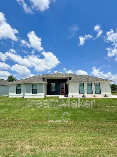 Main picture of 793 Apple Blossom Way