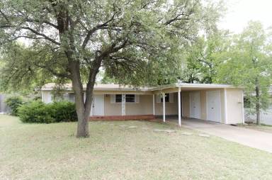 Main picture of 2791 Oxford Ave