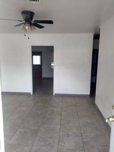 Main picture of 405 N Wilson Ave