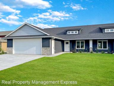 Main picture of 4505 E 53rd St