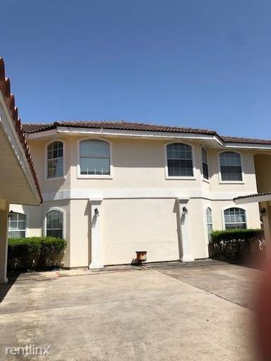 Main picture of 574 Jose Marti Blvd