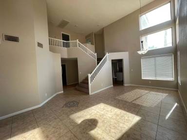 Main picture of 91 Tanglewood Dr