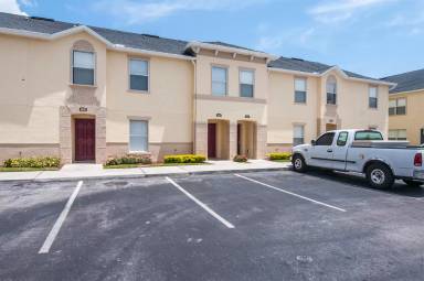 Main picture of 2861 Club Cortile Cir