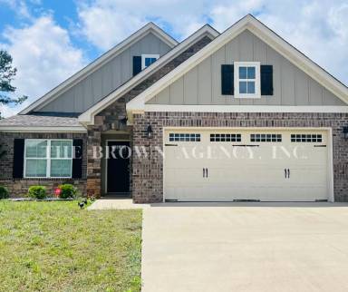 Main picture of 1024 Hampstead Ln