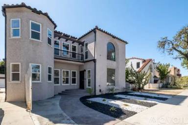 Main picture of 2535 Eucalyptus Ave