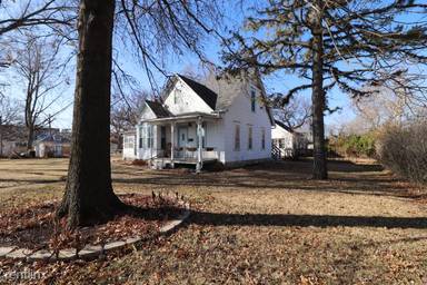 Main picture of 1024 N Adams St