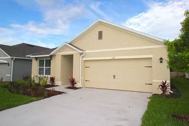 Main picture of 127 Birch Tree Pl