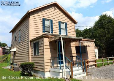 Main picture of 107 Peninsula Blvd