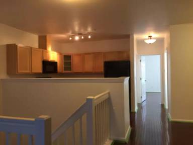 Main picture of 49 Adelaide St