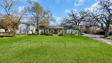 Main picture of 1505 Echols St