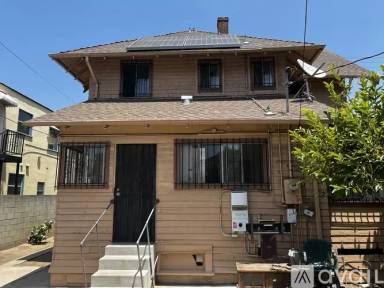 Main picture of 1782 W 22nd St