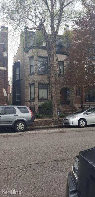 Main picture of 2246 N Racine Ave