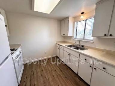 Main picture of 1529 Willis St