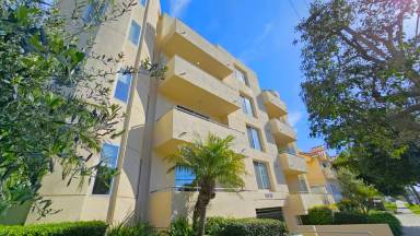 Main picture of 11870 Washington Pl