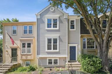 Main picture of 71 Fendall Ave