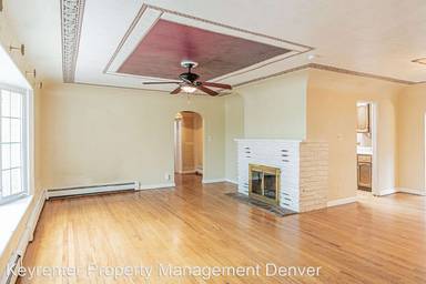 Main picture of 55 Zephyr St