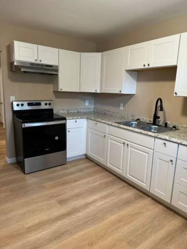 Main picture of 165 Charles St