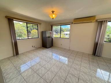 Main picture of 2820 Kaimuki Ave