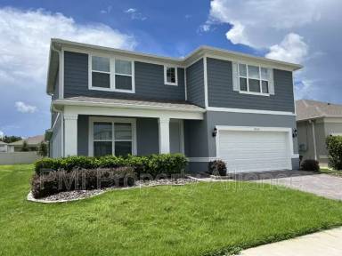 Main picture of 4535 Gliding Wave St