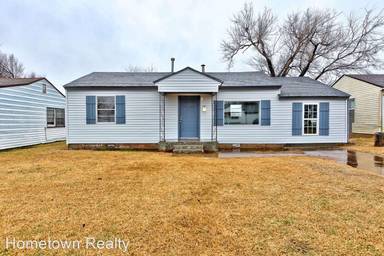 Main picture of 3212 NE 15th St