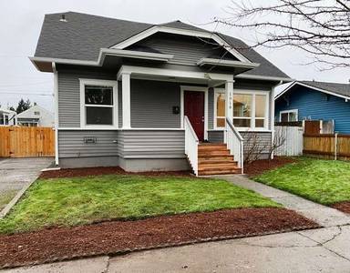 Main picture of 1918 Baker Ave